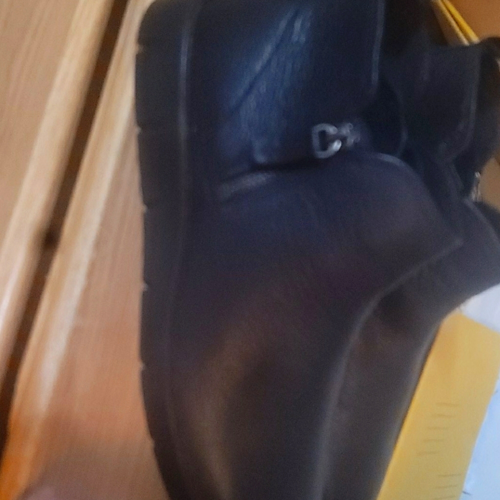 Ecco black dubble zip up boots 9